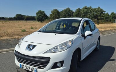 3790 euros ANNEE 2011 PHASE 2 ttc PEUGEOT 207 1.6 HDI 90 CV 216000 KMS
